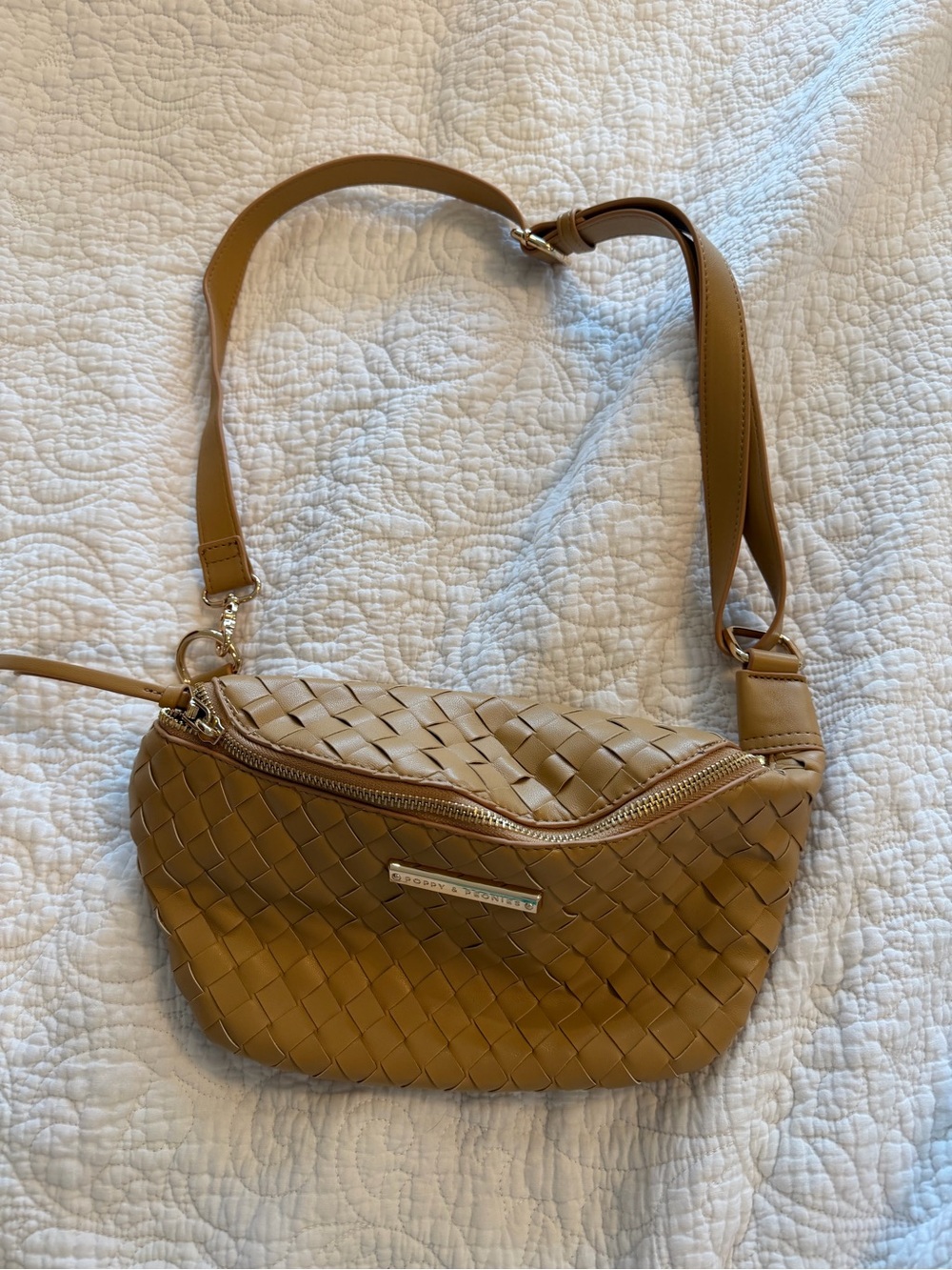 Poppy & Peonies Woven Crossbody Bag - Camel Brown